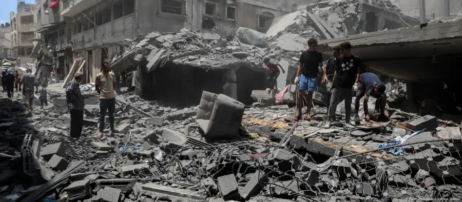 Poco antes de morir Anas al Sharif inform&oacute; de los bombardeos en su redes sociales y dijo que "Si esta locura no termina, Gaza quedar&aacute; reducida a ruinas". (FOTO XINHUA)