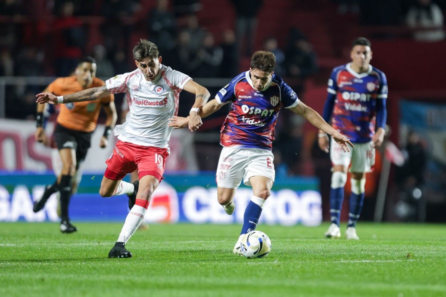 Unión no pudo con Argentinos en el Diego Armando Maradona