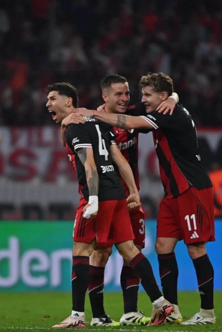 MES INTENSO. River va por todos los frentes.