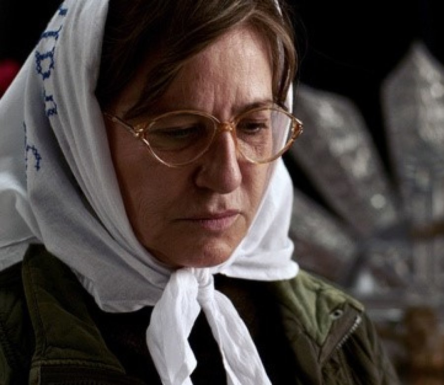 LA BÚSQUEDA DE MARTINA. Drama protagonizado por Mercedes Morán, Adriana Aizenberg y Cristina Banegas.