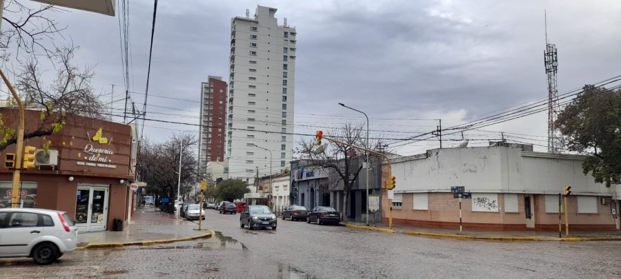 ¿SE ADELANTA? Es inminente la llegada de la tradicional tormenta de Santa Rosa a la zona, y se espera que se de entre este lunes y martes.