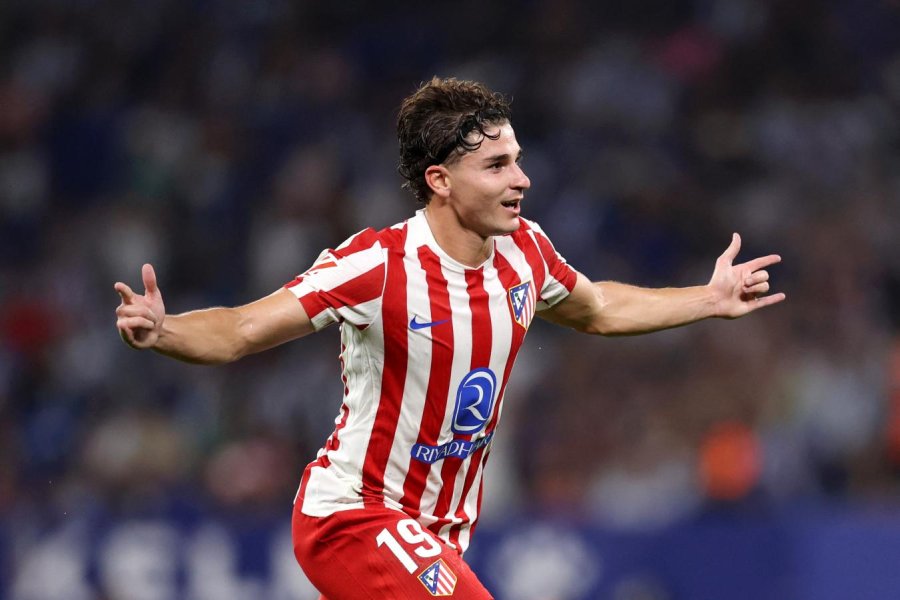 JULIÁN ÁLVAREZ CELEBRA SU GOLAZO