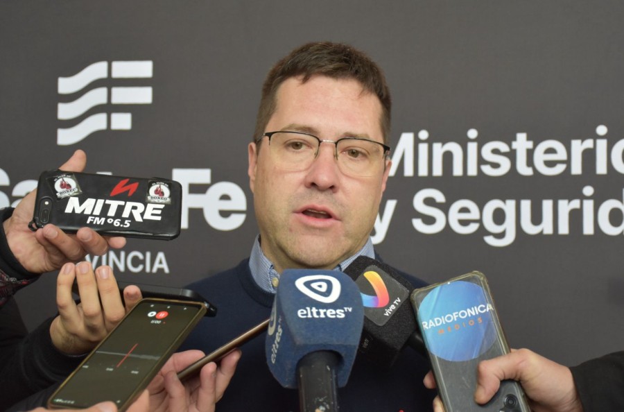 El subsecretario de Tecnología y Equipamiento, Armando Faraoni informó sobre las capacitaciones y el posterior despliegue.