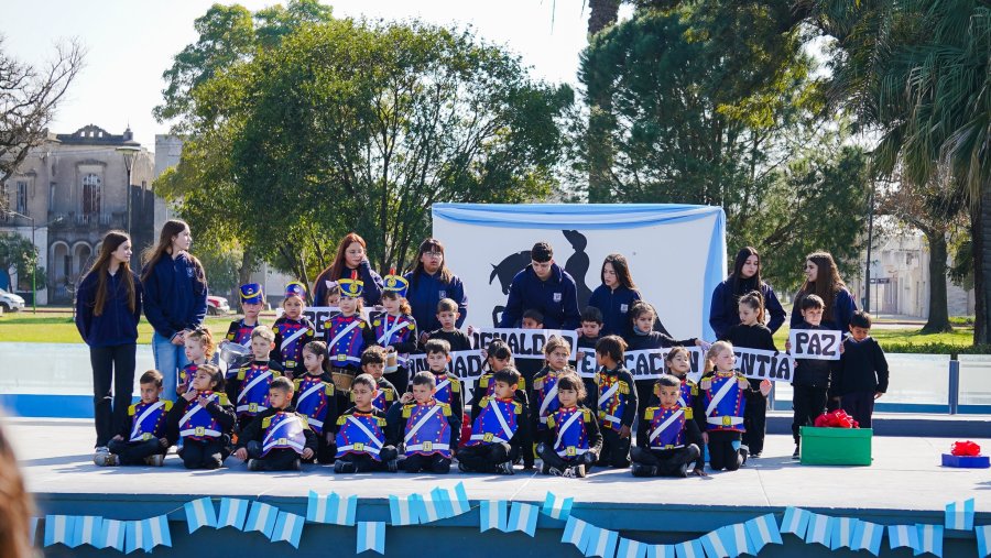 Escolares durante una representación.