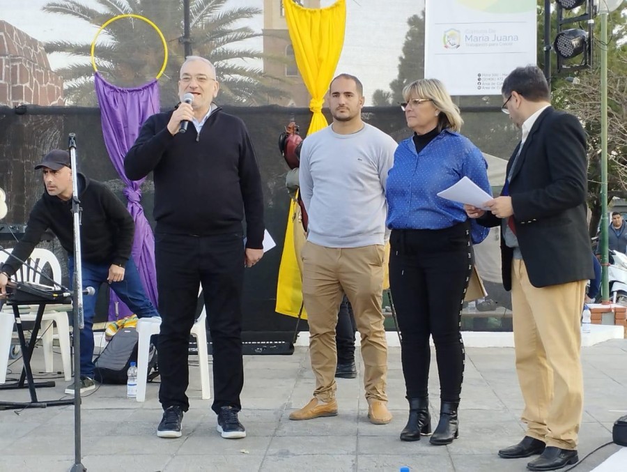 Calvo en el uso de la palabra.