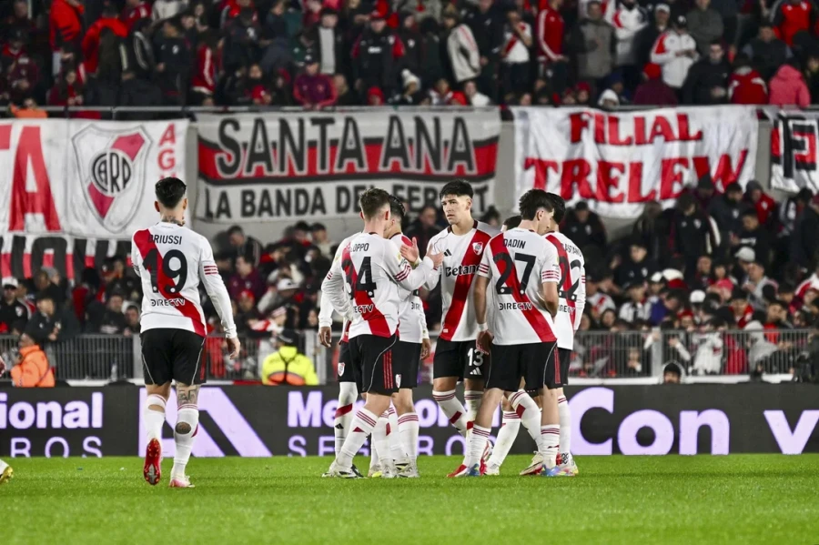 OBLIGADO EN CASA. El equipo de Gallardo busca los cuartos de final.