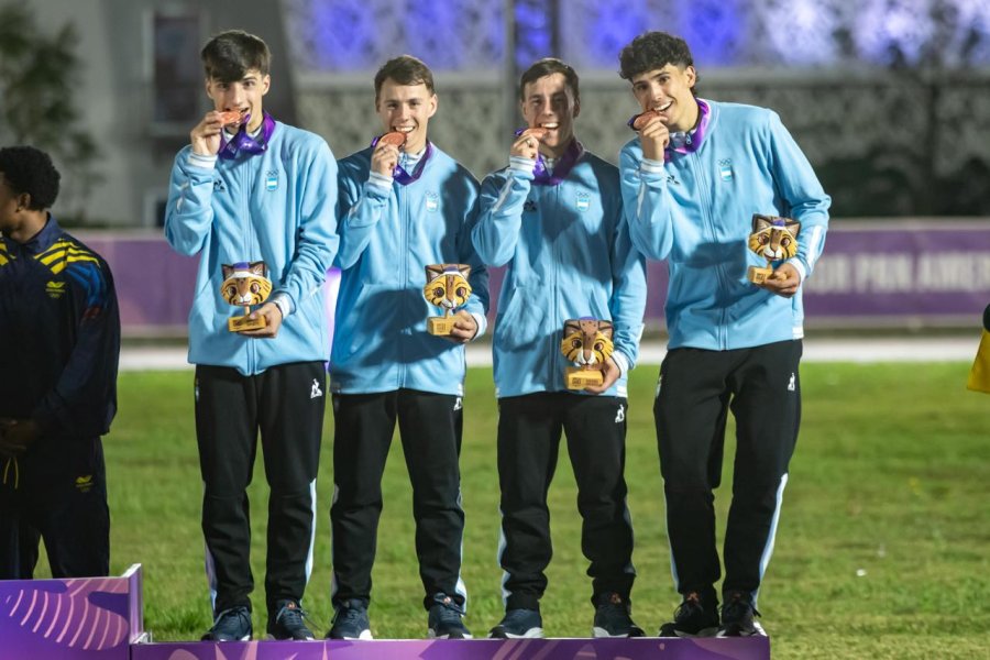 Buen podio para el rafaelino y los demás chicos del equipo argentino.