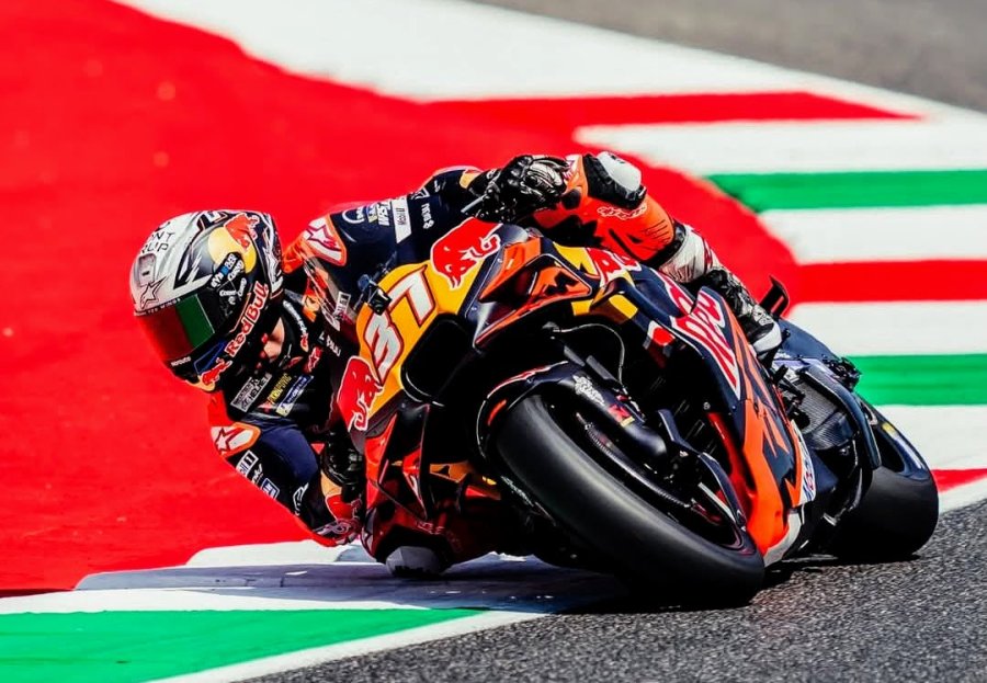 Pedro Acosta logró el mejor tiempo del viernes en el Balaton Park de Hungría.