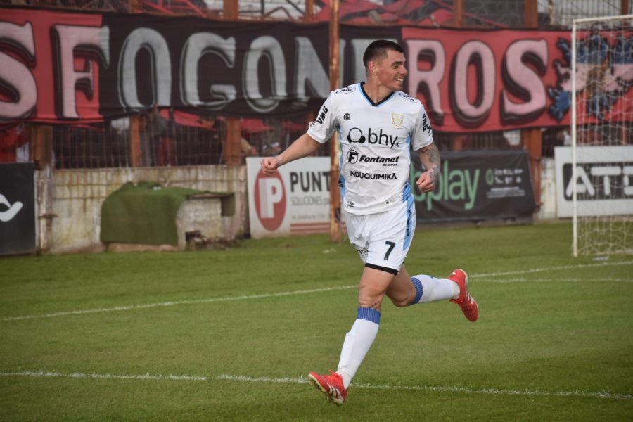 SE QUEDO CON EL PUESTO. El delantero Ciro Leinecker.