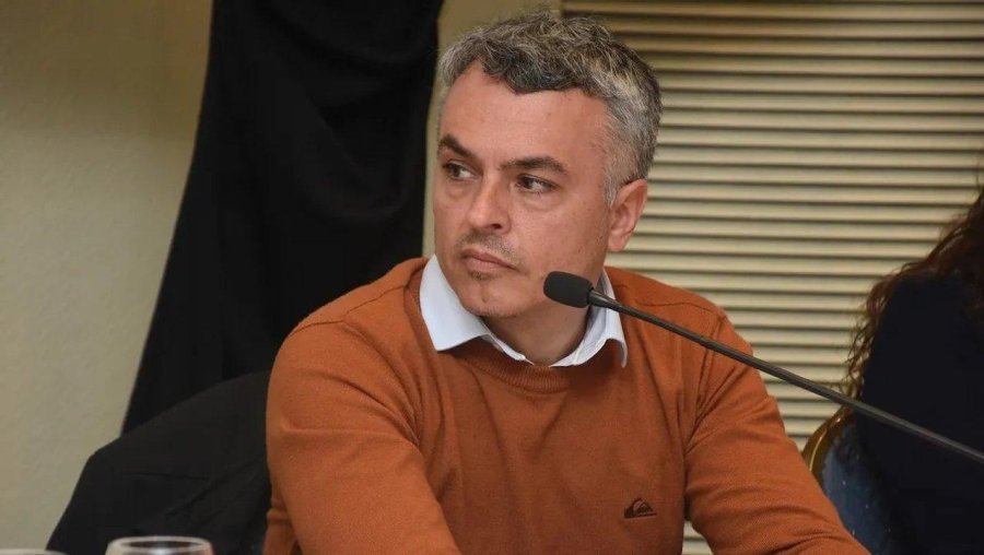 "COMPROMETE AL GOBIERNO". El diputado nacional Esteban Paulón advirtió que lo de ANDIS puede ser solo la punta del iceberg.