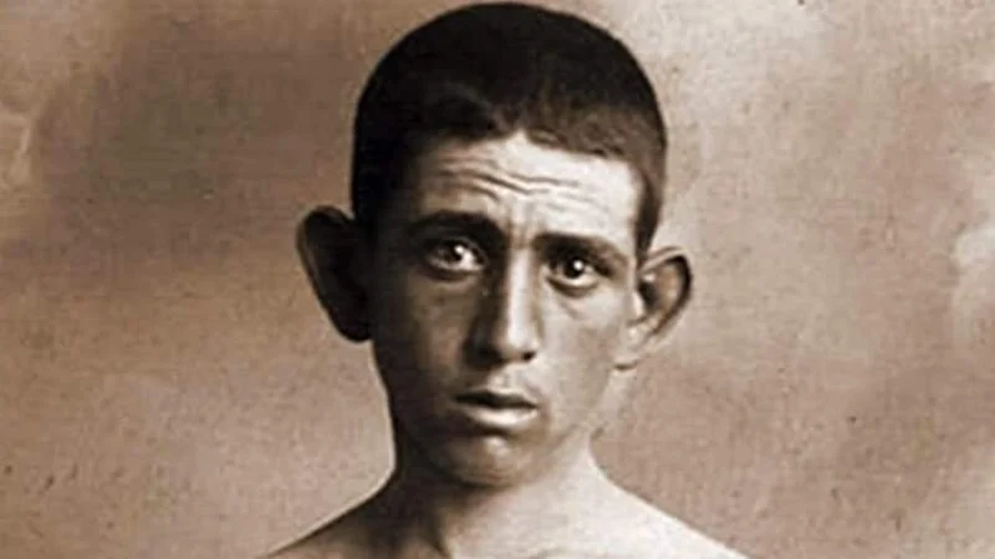 Cayetano Santos Godino.