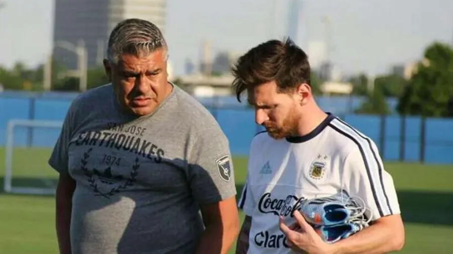 Messi tiene una gran relación con Tapia, presidente de AFA