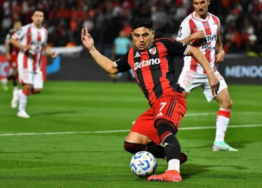 AFIANZADO. Salas tiene buenos rendimientos.