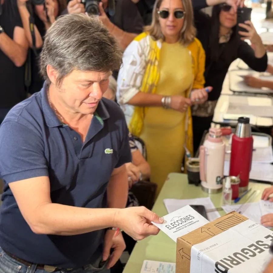 Lisandro Almirón candidato a gobernador de Corrientes por La Libertad Avanza.