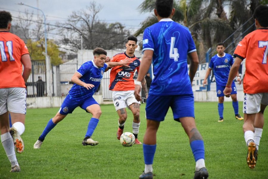 TARDE NEGRA. Ben Hur no tuvo las respuestas futbolísticas, sobre todo en el segundo tiempo.