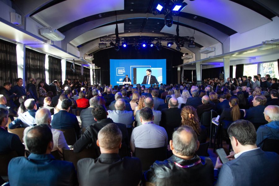 Pullaro en el Santa Fe Business Forum 2025.