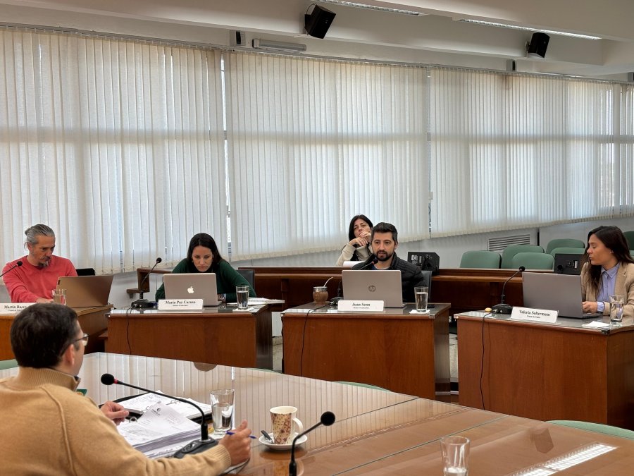 Comienzo de mes en el Concejo Municipal.