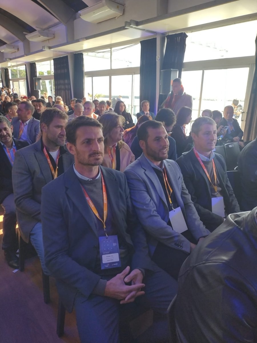 Numerosa participación contó la jornada de apertura.