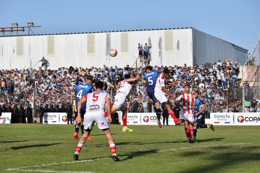 ATLÉTICO DE RAFAELA Y 9 DE JULIO SE MEDIRÁN EL PRÓXIMO DOMINGO EN BARRIO ALBERDI