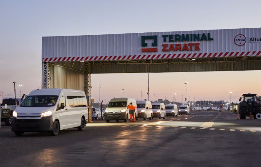 La Hiace ya se exporta a Brasil.