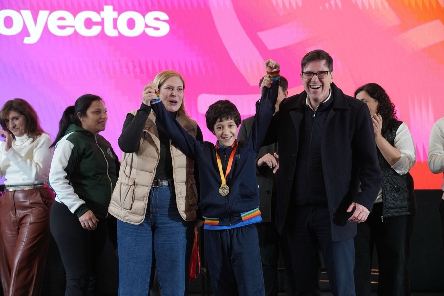 Se reconocieron a las escuelas ganadoras de los desafíos educativos.