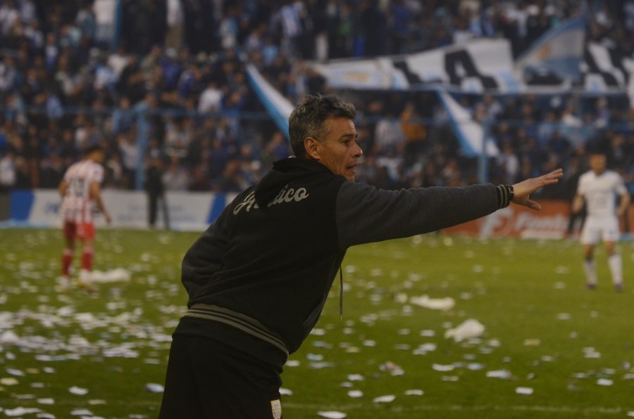 IVÁN JUÁREZ. / "Este partido para los que queremos tanto a este club a sentimientos muy muy emotivos".
