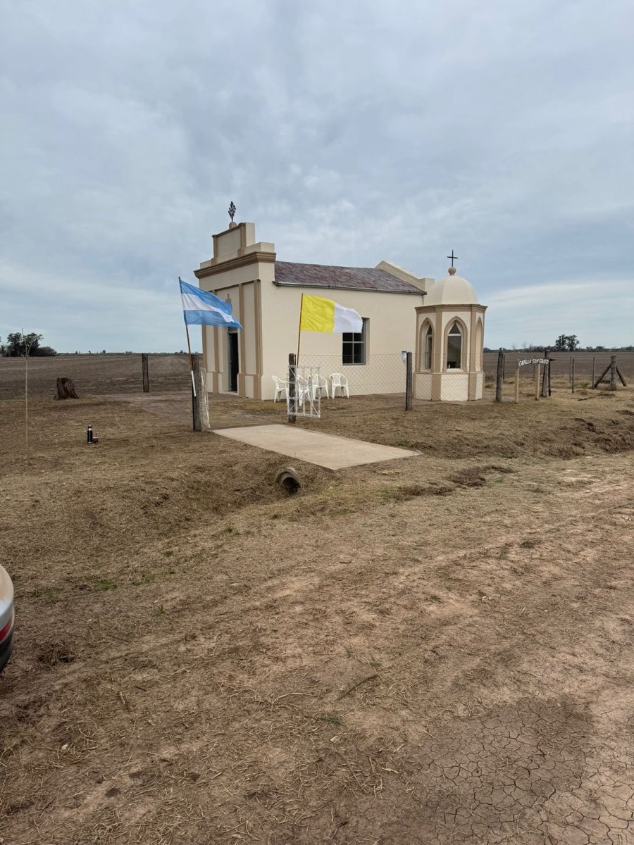El templo erigido en la zona rural.