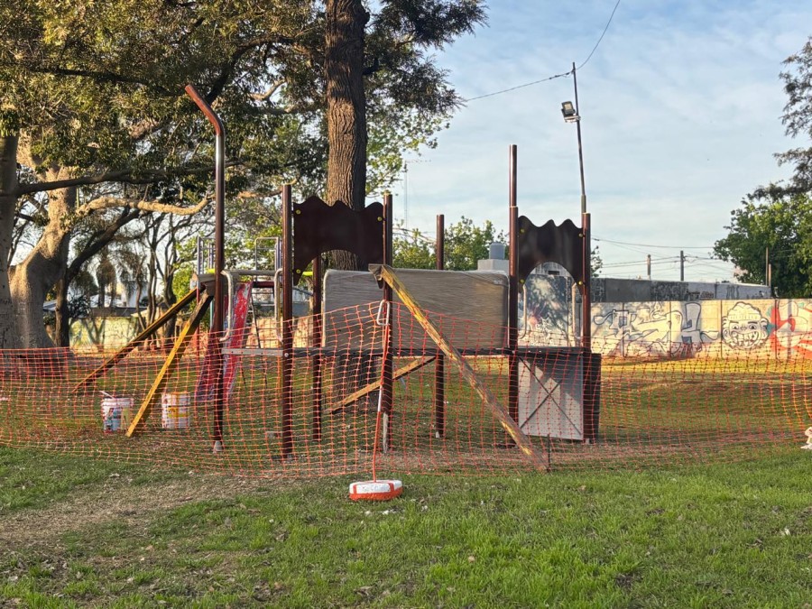 Rafaela continúa renovando sus plazas.