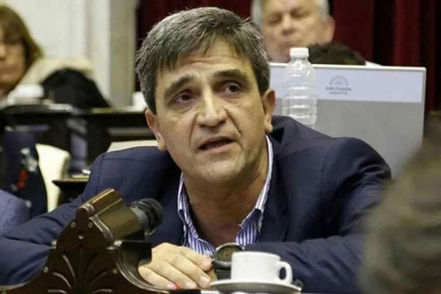 RECLAMO. Pablo Yedlin, diputado nacional de Unión por la Patria, uno de los funcionarios que le pidió a Milei que no vete  la ley que declara la emergencia del Hospital Garrahan.