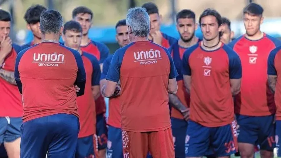 UNIÓN DE SANTA FE VISITA ESTE DOMINGO A GIMNASIA EN EL BOSQUE PLATENSE