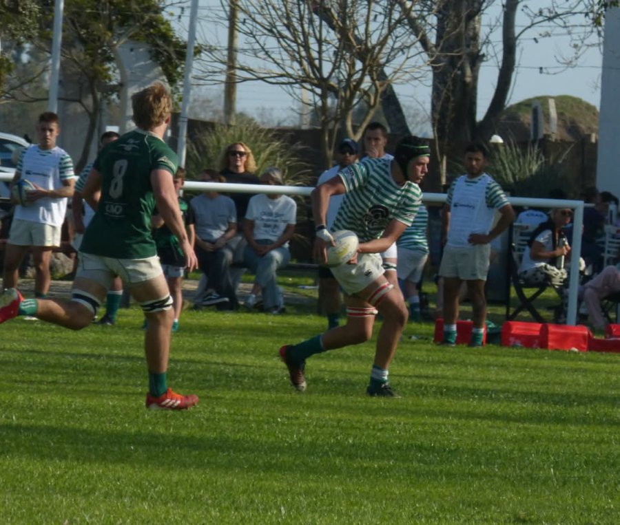 CAIDA EN CASA. Fue sobre el final ante Tilcara de Paraná.
