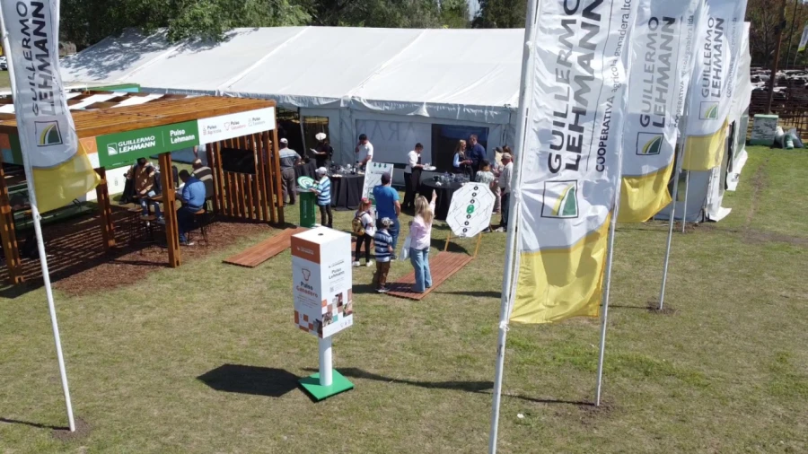 Más de 400 cabezas salieron a pista.