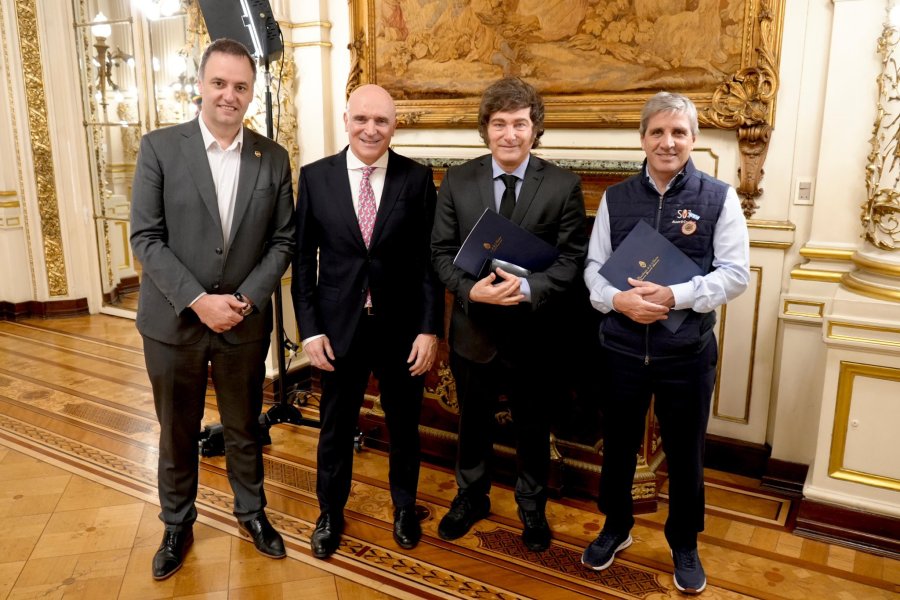 LARGO DISCURSO. Javier Milei presentará el Presupuesto 2026 por cadena nacional esta noche a las 21:00.