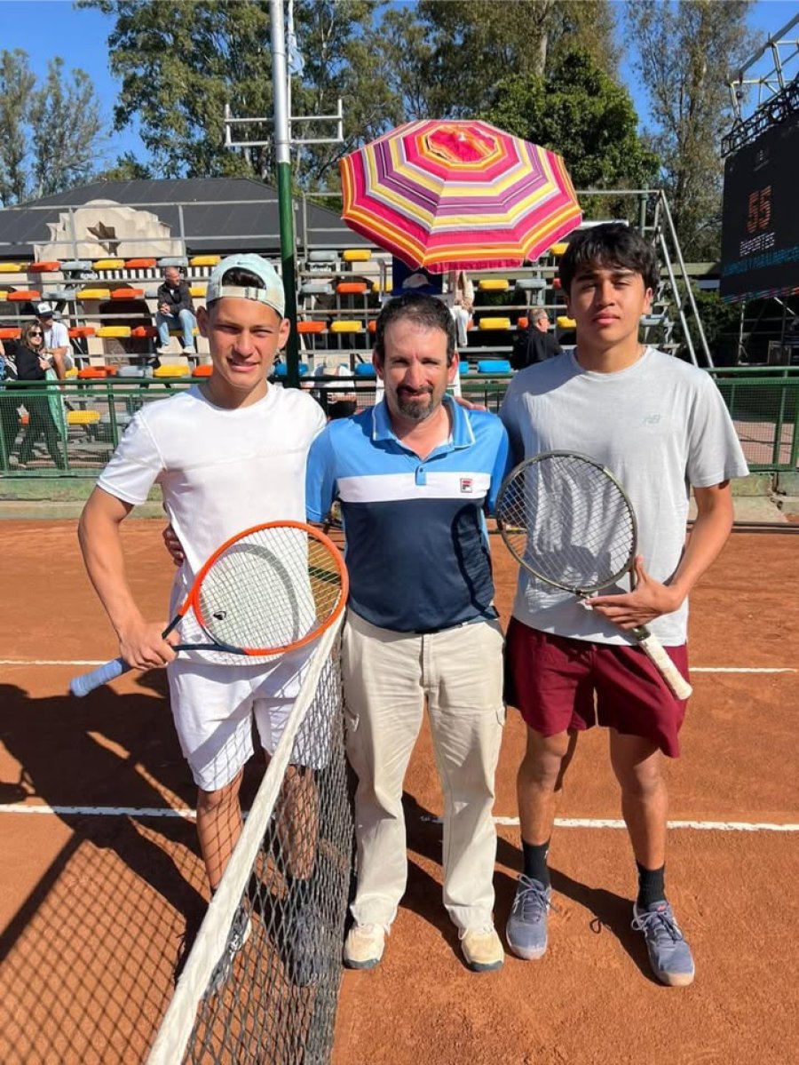 MERITORIO. Torasso (izquierda) antes de disputar la final.