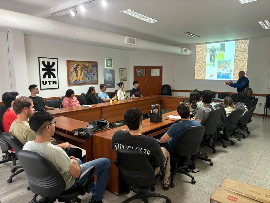 CONCIENTIZACION. En el marco de la materia Higiene y Seguridad, la UTN Rafaela realizó una nueva capacitación en primeros auxilios.