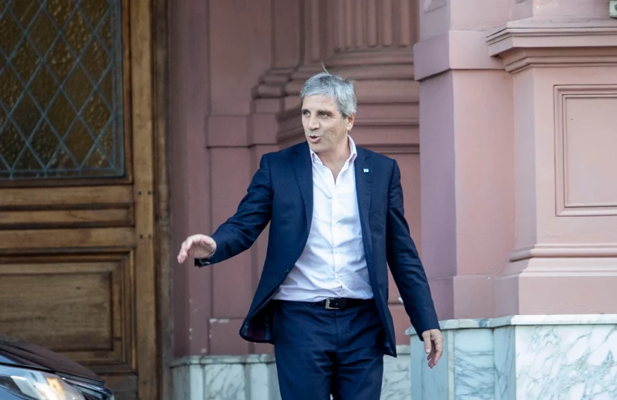 Trabajadores del Garrahan afirman que parte de la recaudación “está en un fondo de inversión” de Luis Caputo.