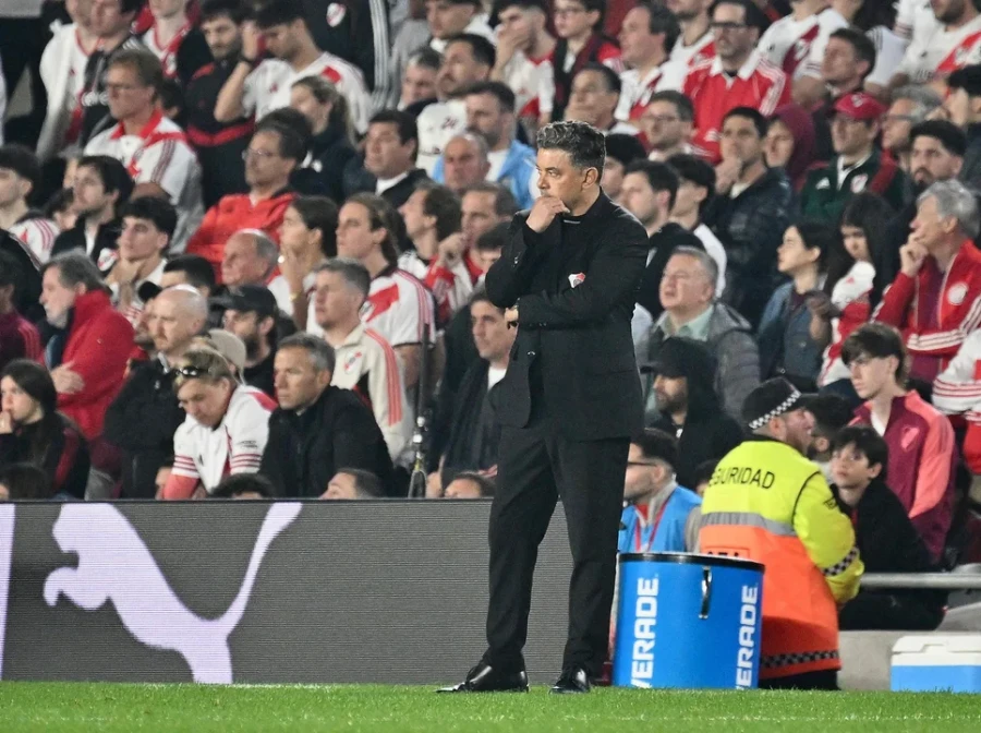 VASO MEDIO LLENO. Destacó el segundo tiempo.