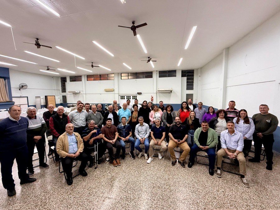 Los dirigentes han podido dialogar sobre el proceso de Reforma Constitucional.