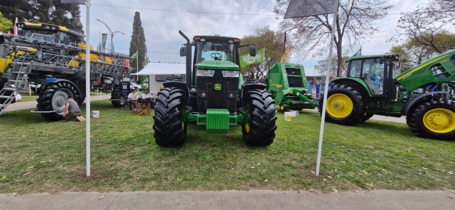 BIEN FIERRERA: La expo muestra, la mejor cara de la maquinaria agrícola. "Los Castro", infaltables.