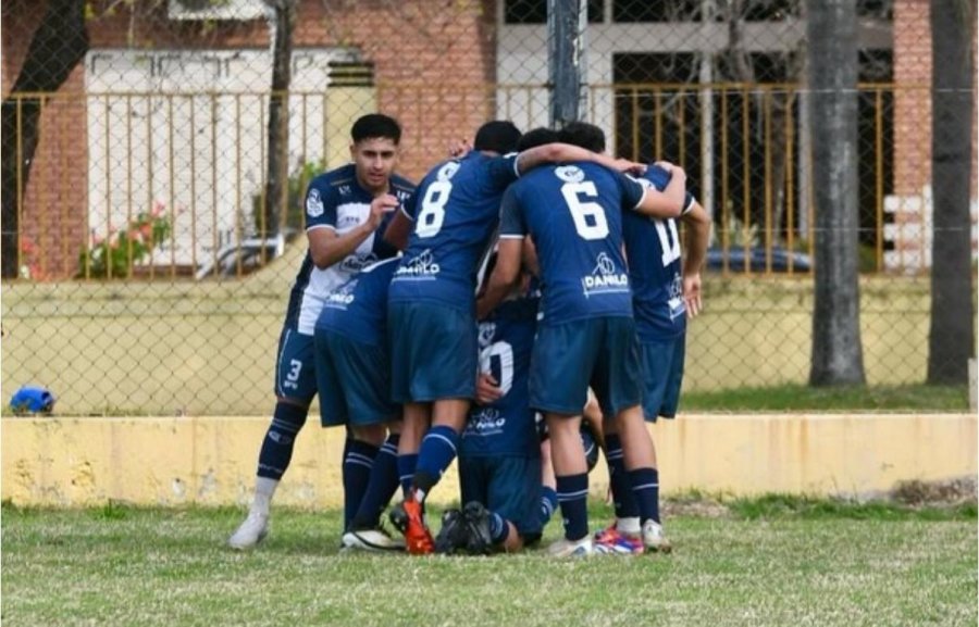 EN BARRANQUITAS. / El Negro se mide con Ben Hur, buscando seguir como único líder del Clausura.