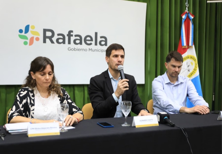 La apertura se llevó a cabo en el Salón Verde.