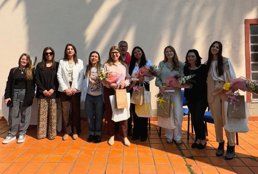 El acto fue organizado por el Comité de Docencia e Investigación del hospital.