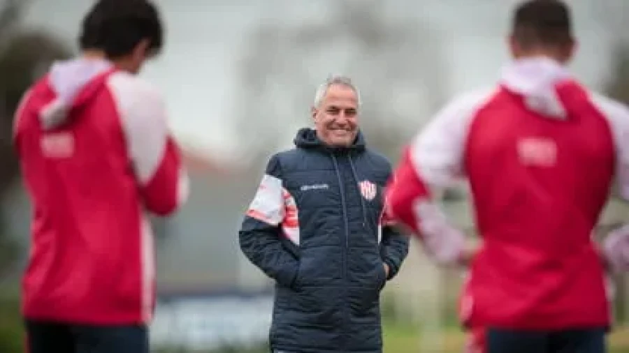 PRESENTE FELIZ. Madelón tiene a Unión en la punta.