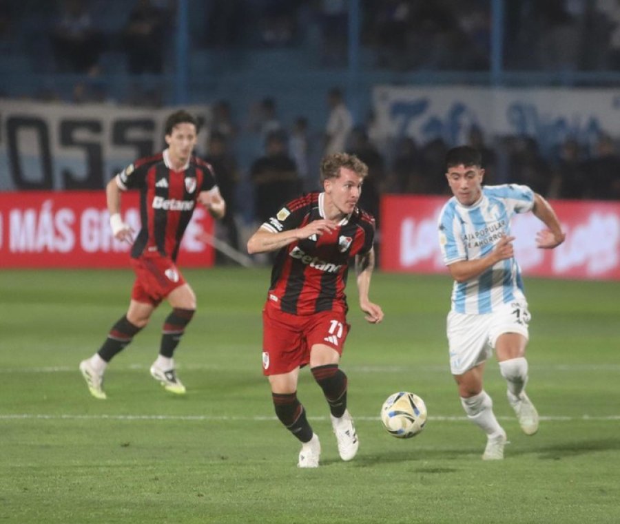 RAFAELINO. Facundo Colidio durante el partido.
