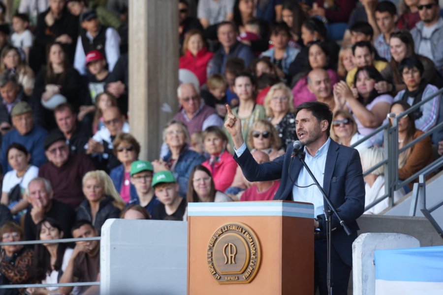 EN LA EXPO. El gobernador dej&oacute; un claro mensaje pol&iacute;tico y productivo en el cierre de la tradicional muestra que se realiz&oacute; este fin de semana en nuestra ciudad.