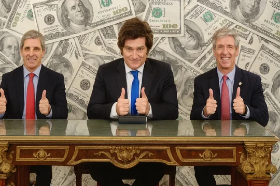 Luis Caputo, Javier Milei, Santiago Bausili.