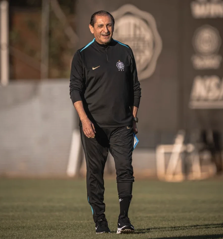 VIGENTE. El riojano sigue siendo buscado en el continente.