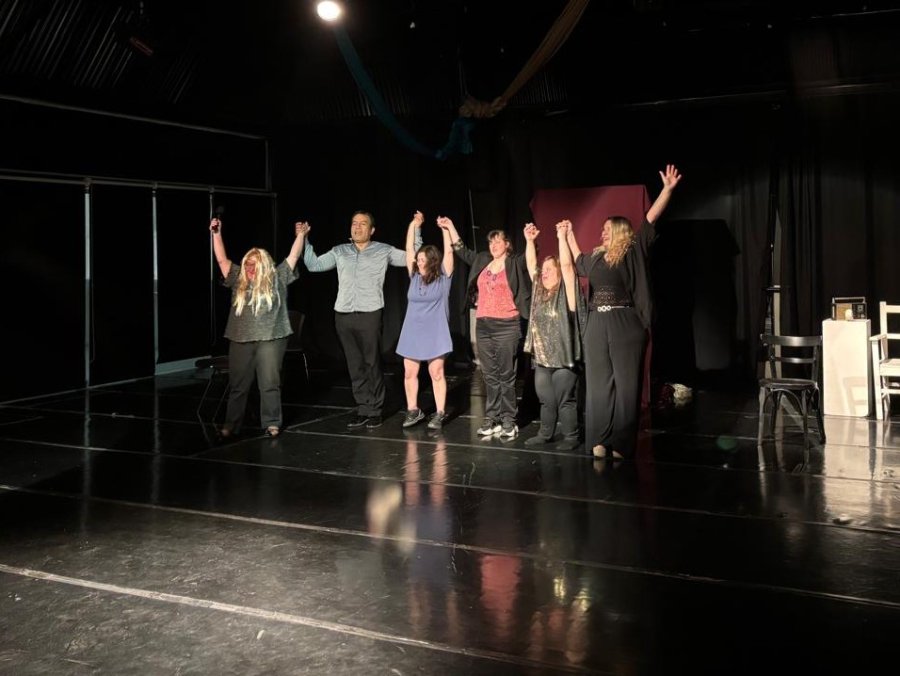 Presentación exitosa a sala llena.