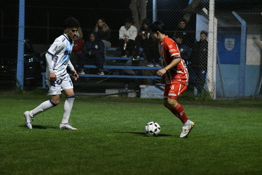 PAREJO. No se sacaron ventajas.