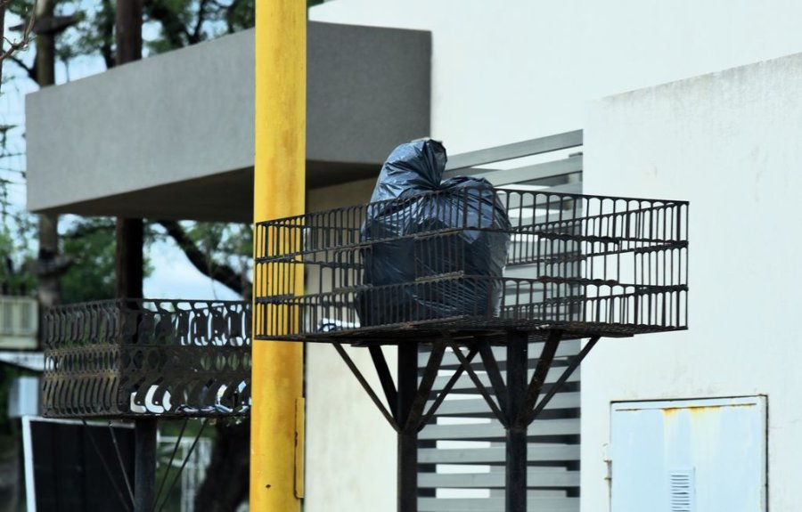 NUEVO ESQUEMA DE CONTROL. La medida se enmarca en la Ordenanza N°4404 y busca fortalecer la conciencia ciudadana sobre la gestión de residuos.